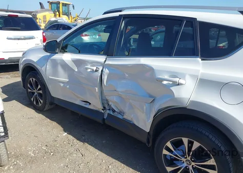 2015 Toyota Rav4 Limited из США, поврежденный, VIN 2T3YFREV5FW147669